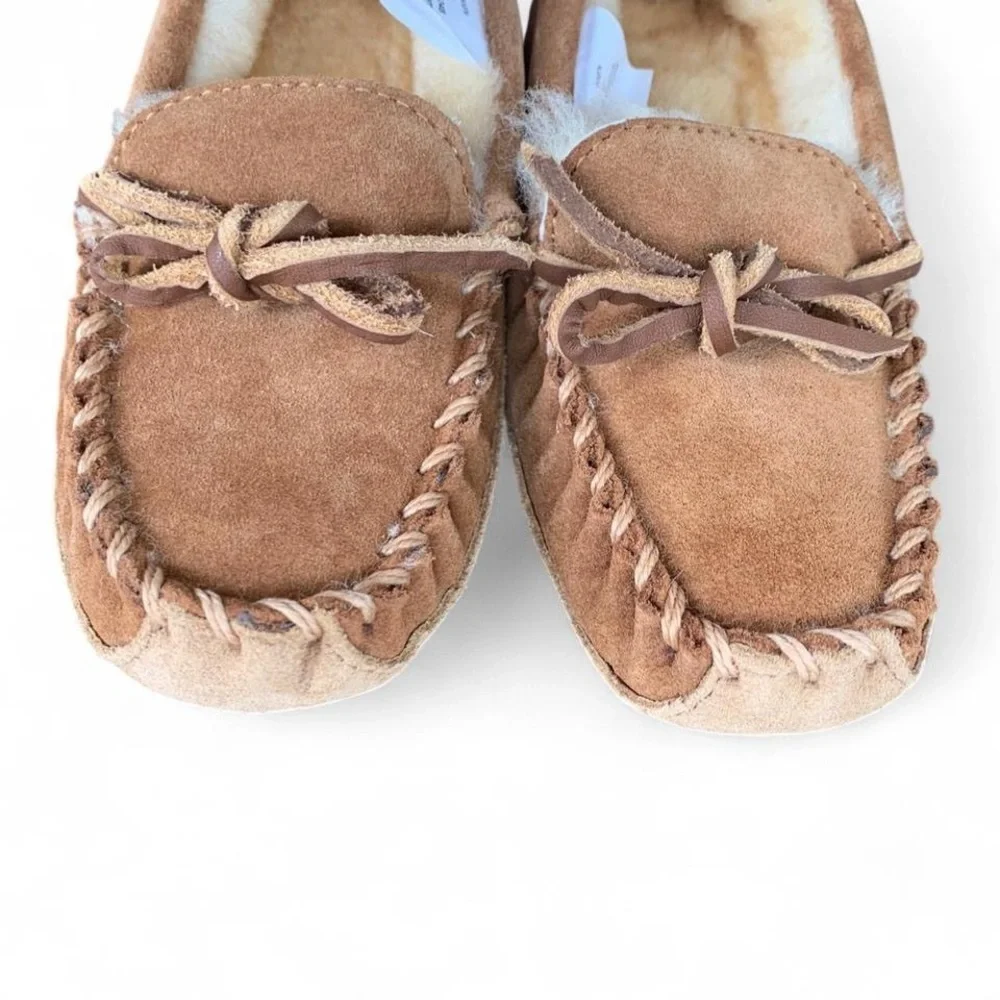 L.L. Bean wicked good brown Tan Suede wool shearling Kids' Slippers size 11 NWOT